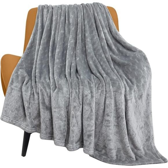 Fleece Blanket Super Soft Cozy Throw Blanket 50" x 60", Lightweight Fuzzy - Picture 1 of 7